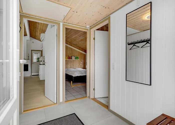 Stunning In With Sauna 펜션 링쾨빙